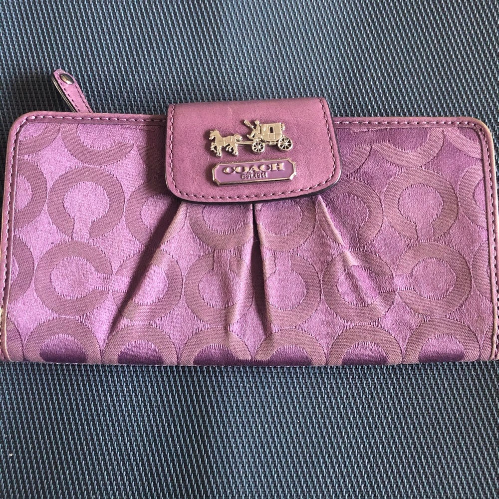 Authentic COACH wallet